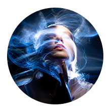 Larga exposición para capturar el movimiento o la luz